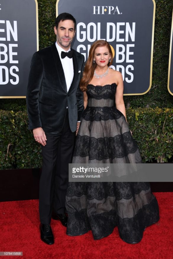 BEVERLY HILLS, CA - JANUARY 06:  Sacha Baron Cohen and Isla Fisher  attend the 76th Annual Golden Globe Awards at The Beverly Hilton Hotel on January 6, 2019 in Beverly Hills, California.  (Photo by Daniele Venturelli/WireImage)