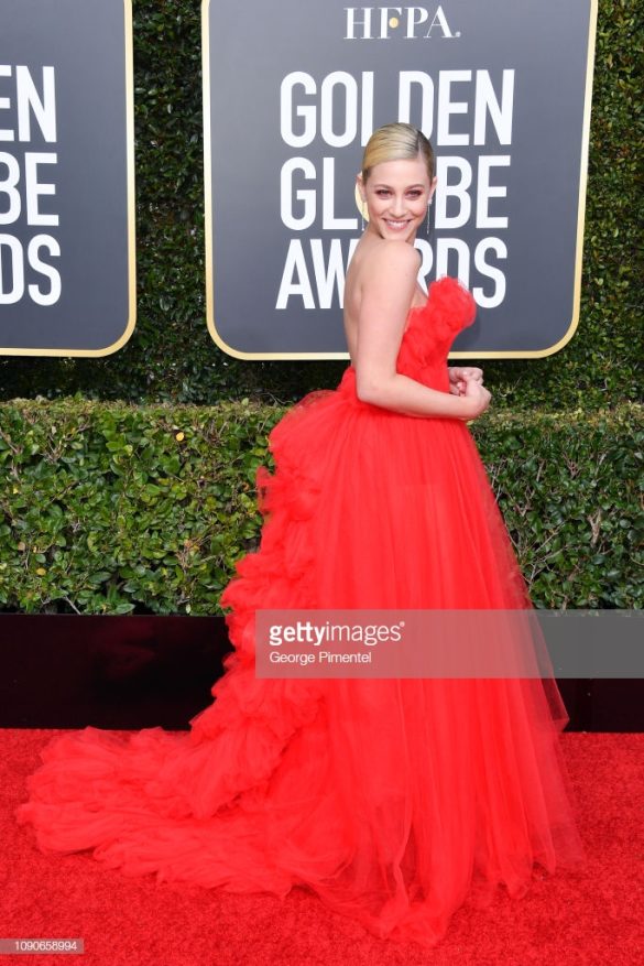BEVERLY HILLS, CALIFORNIA - JANUARY 06: Lili Reinhart attends the 76th Annual Golden Globe Awards held at The Beverly Hilton Hotel on January 06, 2019 in Beverly Hills, California. (Photo by George Pimentel/WireImage)